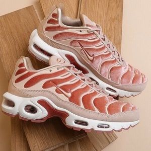 nike air max plus lux